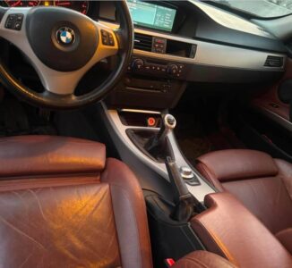 BMW 320i E90
